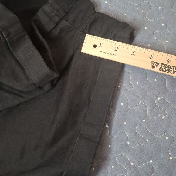 Classic Black Women's jean Shorts size 7 - Picture 4 of 4